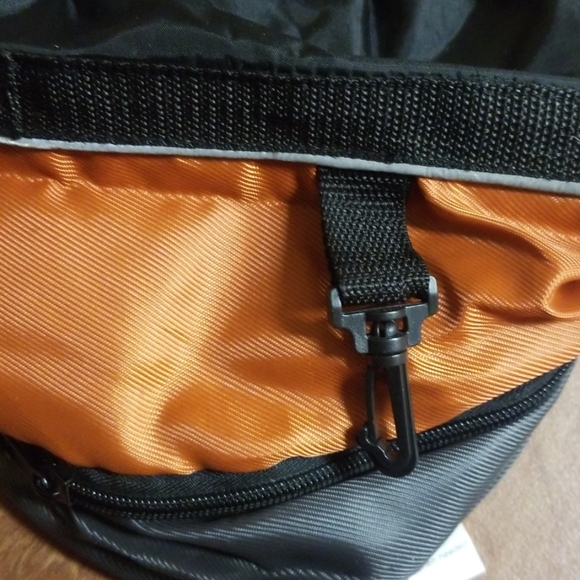 Eddie Bauer Dog Drawstring Bag - Picture 8 of 8